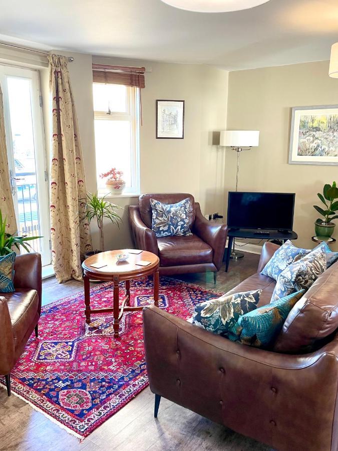 Luxurious Two-bedroom In The Centre Of Peterborough