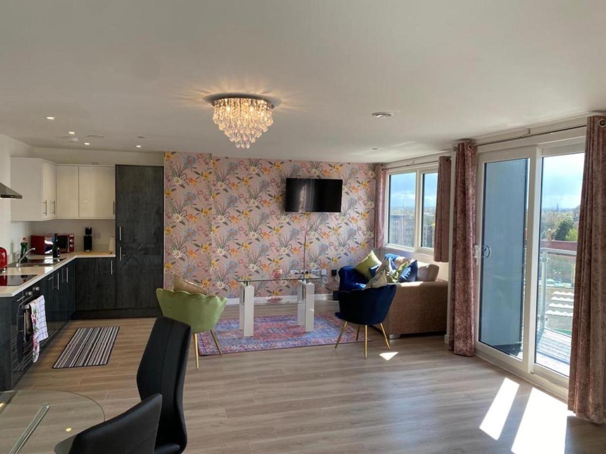 Apartment Cathedral View Duplex Penthouse: With Parking & Wi-fi *