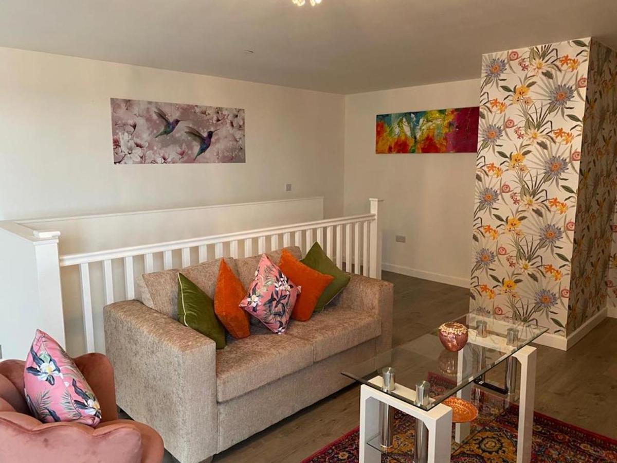 Cathedral View Penthouse: Modern Duplex With Terraces Apartment Peterborough