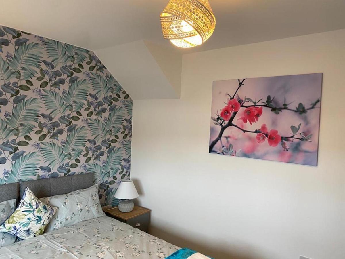 Cathedral View Duplex Penthouse: With Parking & Wi-fi * Peterborough