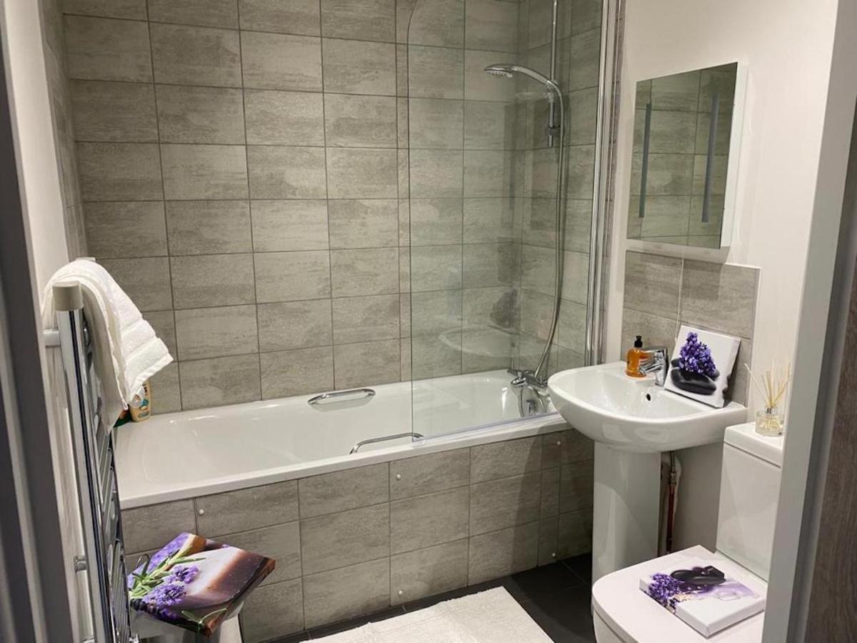 Cathedral View Penthouse: Modern Duplex With Terraces Apartment Peterborough