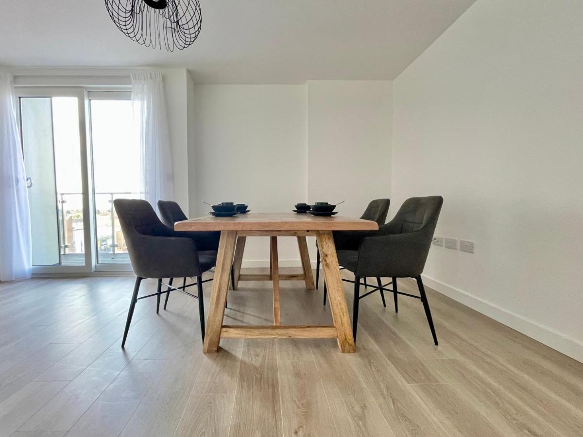 Bayard Plaza Penthouse By Elegance Living Apartment Peterborough