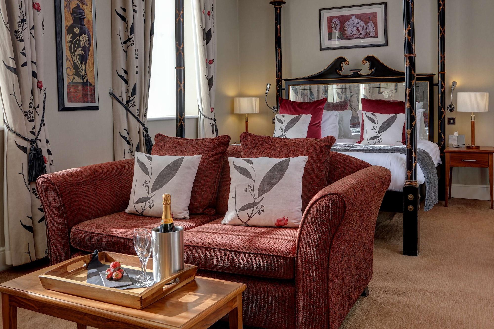 The Bull Hotel; Sure Collection By Western Hotel 4*