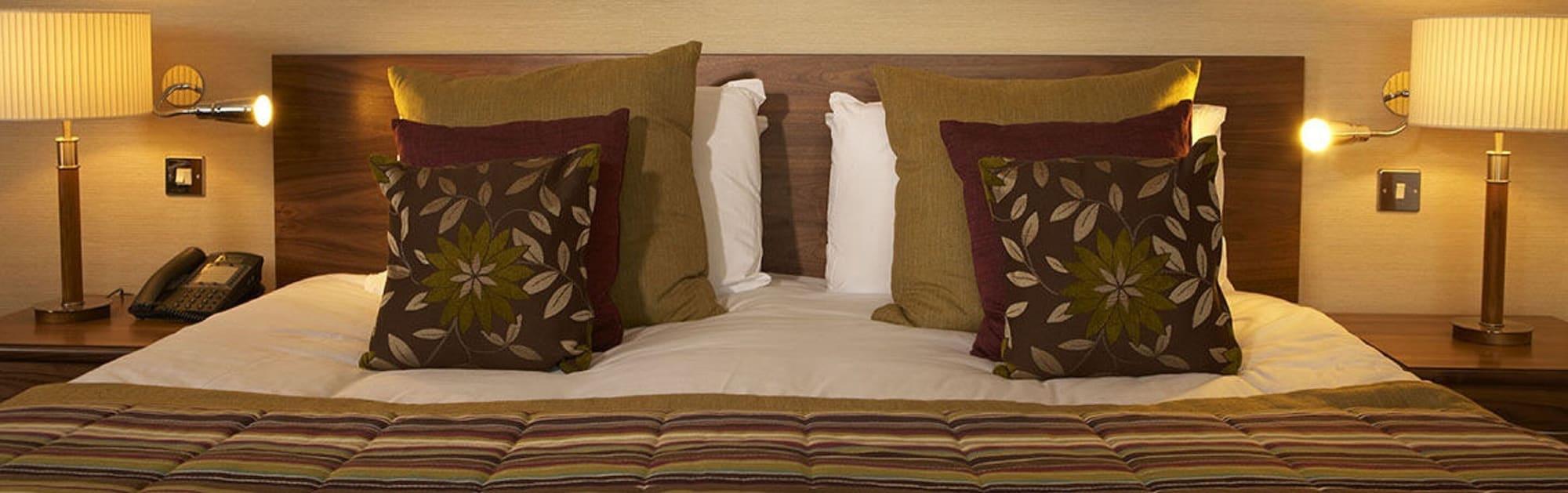 The Bull Hotel; Sure Collection By Western 4* Peterborough