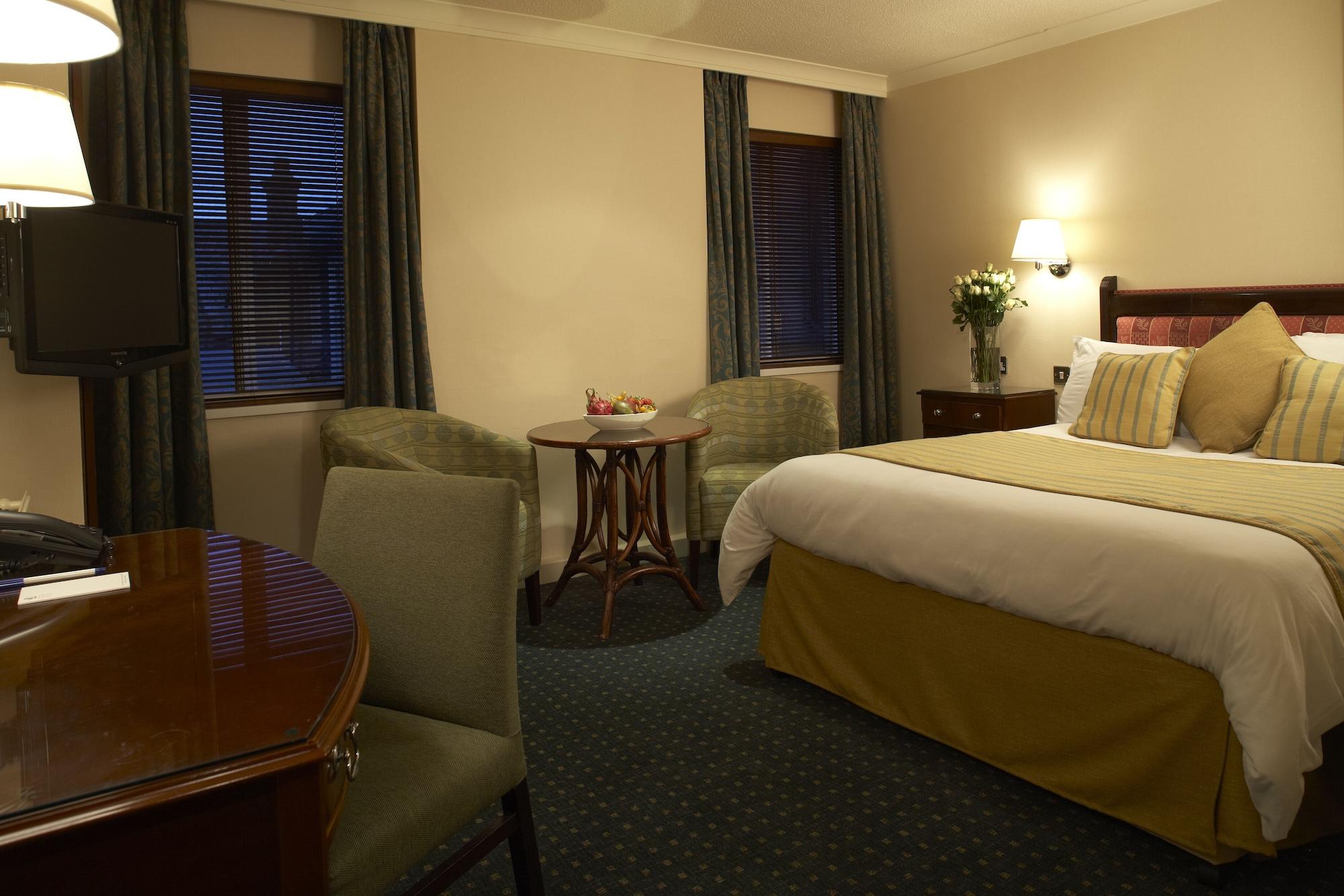 The Bull Hotel; Sure Collection By Western