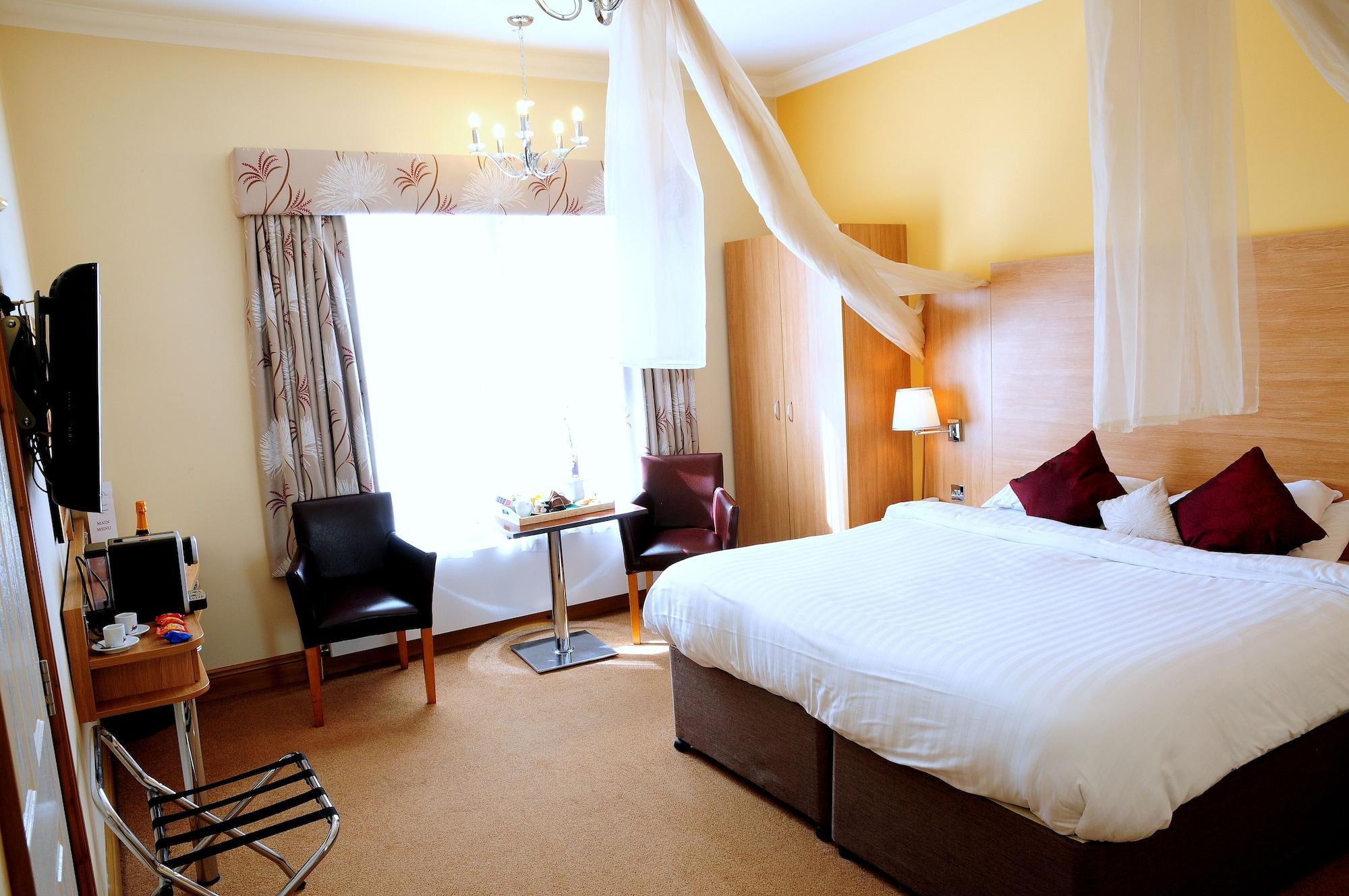 The Queensgate 3*