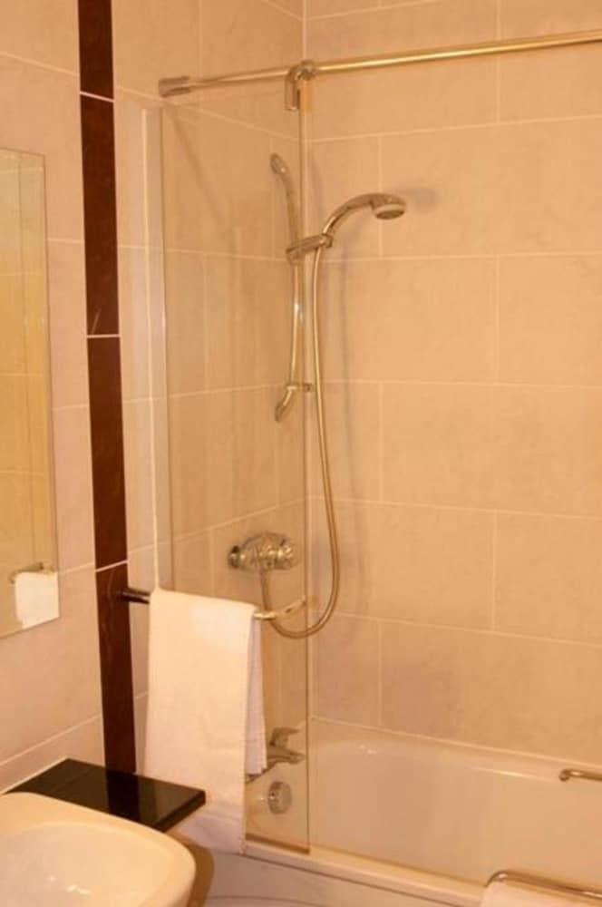 Hotel The Queensgate Peterborough