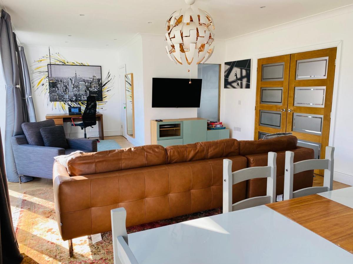 Mayors House Ideal For Groups & Business Holiday home Peterborough