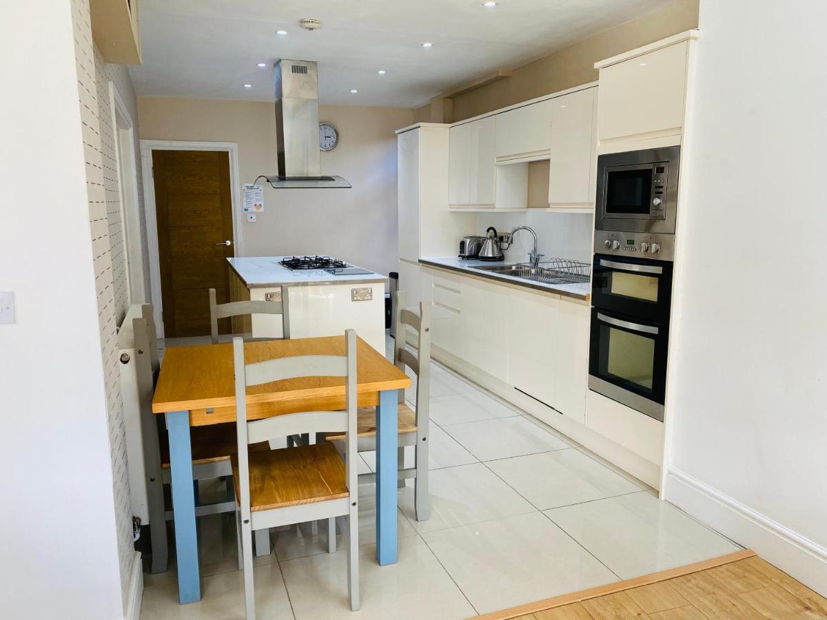 Holiday home Mayors House Ideal For Groups & Business Peterborough