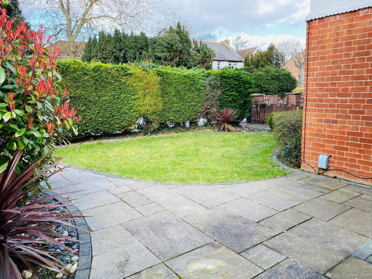 Mayors House Ideal For Groups & Business * Peterborough