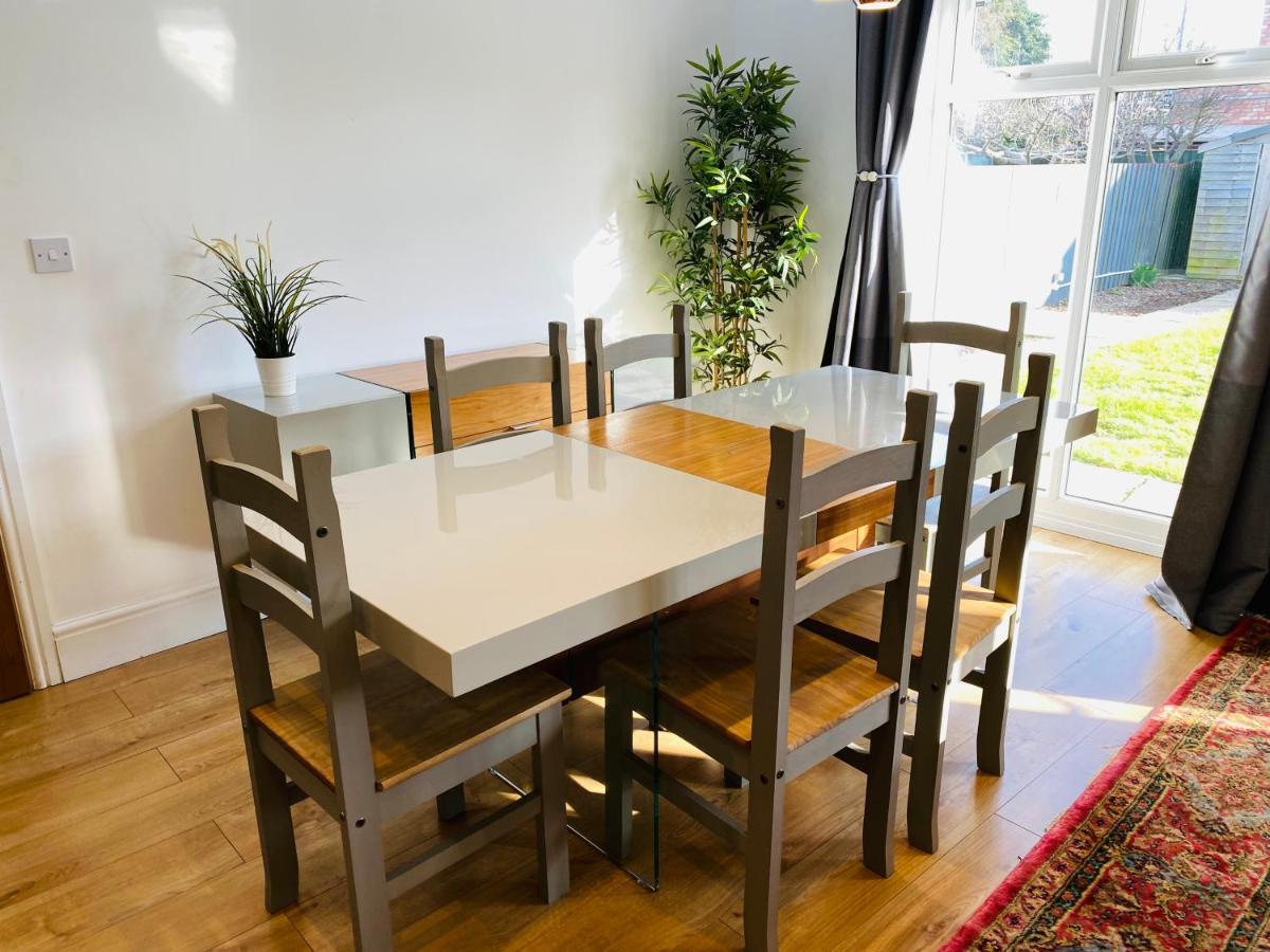 Mayors House Ideal For Groups & Business * Peterborough