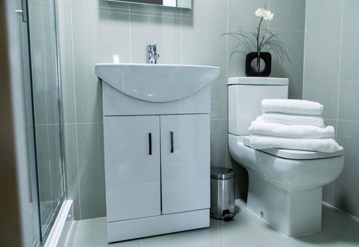 City By Elegance Living * Peterborough