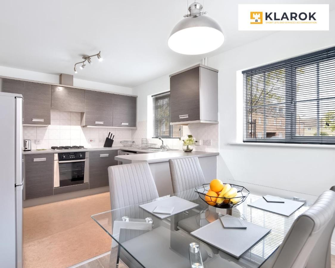 Klarok's Comfy Centre House: Extended With Ps4 & Parking *