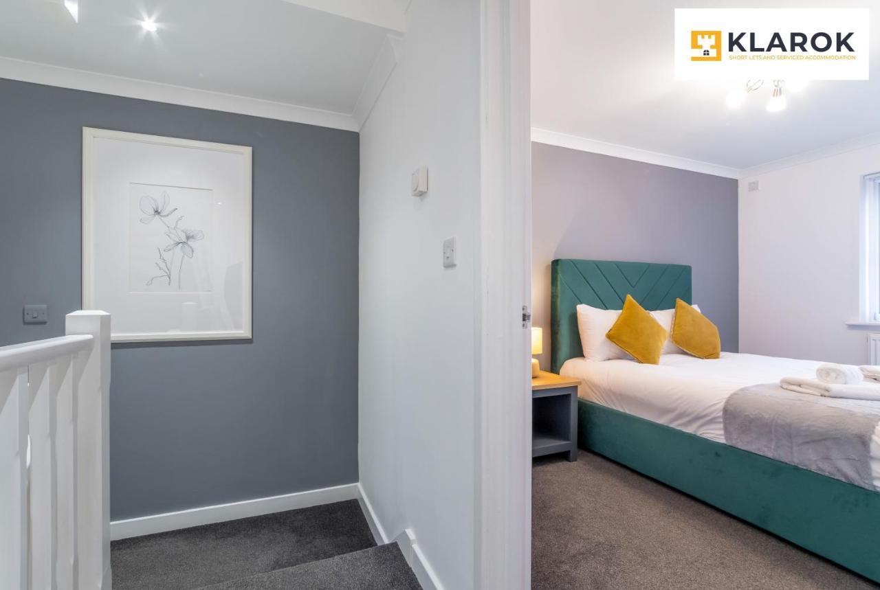 Holiday home Klarok's Spacious 4-bed Extended Peterborough