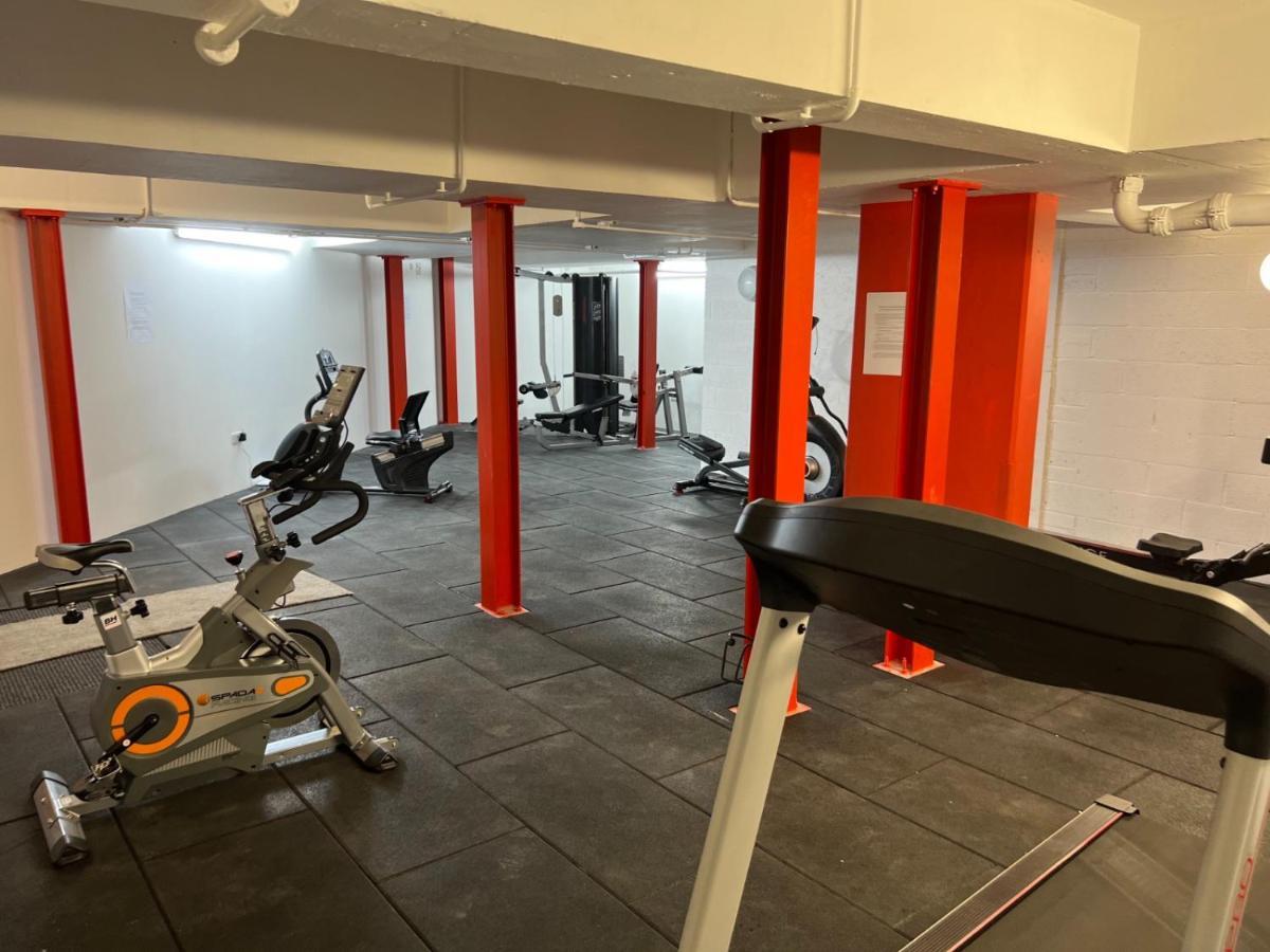 Luxe - Heart Of - Free Parking-gym-cinema *