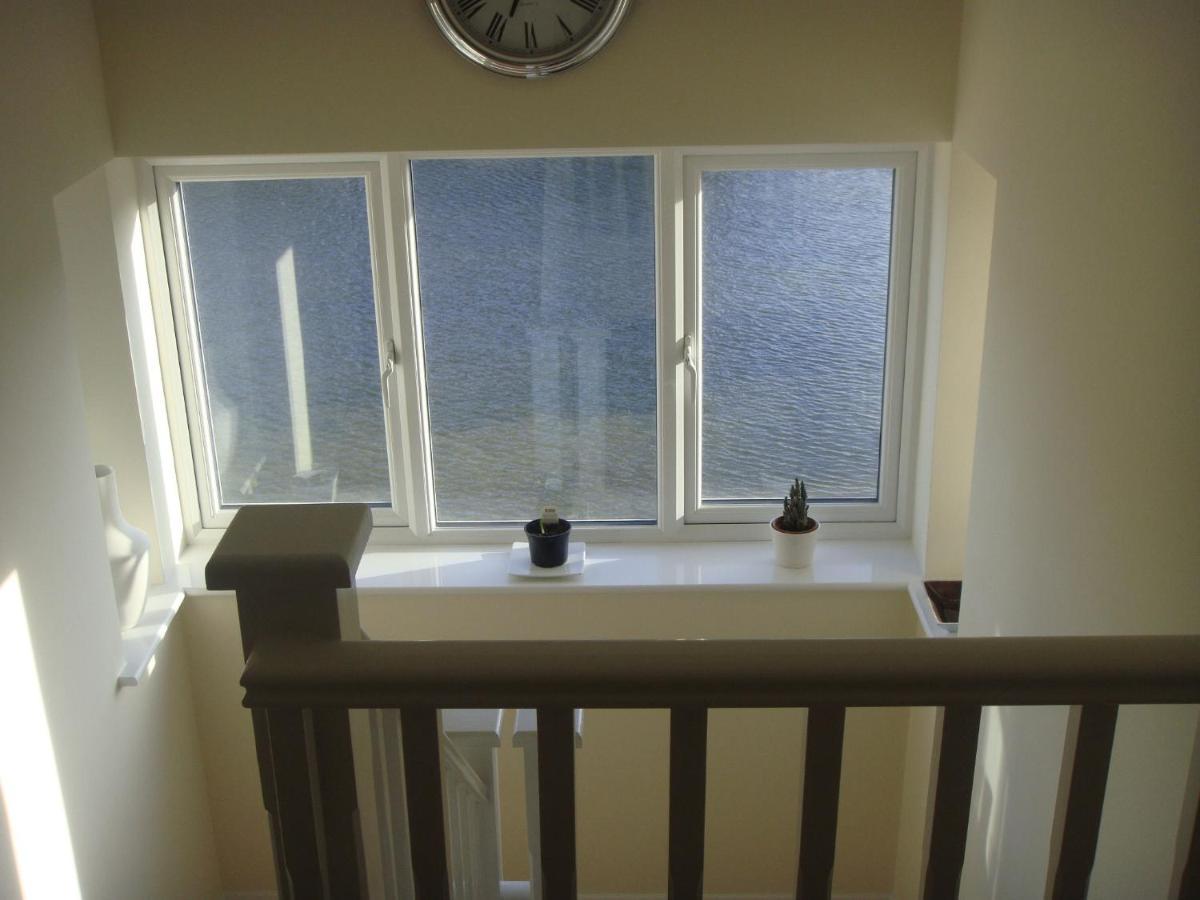 Hampton Vale, Lakeside Large Double Bedroom With Own Bathroom *