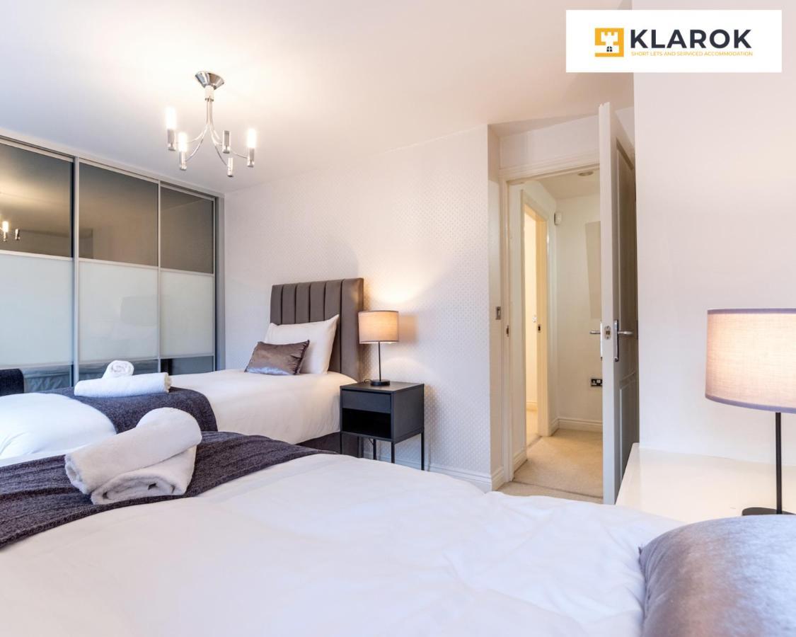 Holiday home Klarok's Long-stay Lodge: 4-bed Retreat With Pool Table *