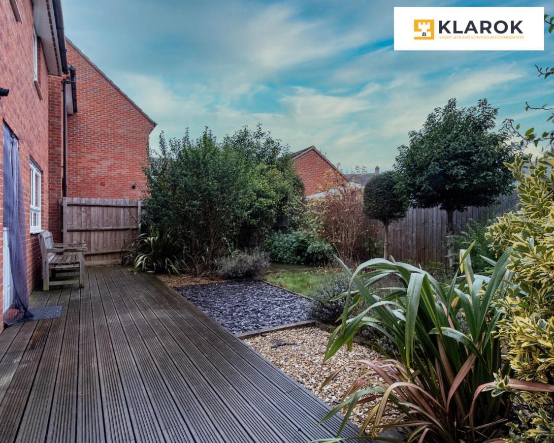 Holiday home Klarok's Long-stay Lodge: 4-bed Retreat With Pool Table Peterborough