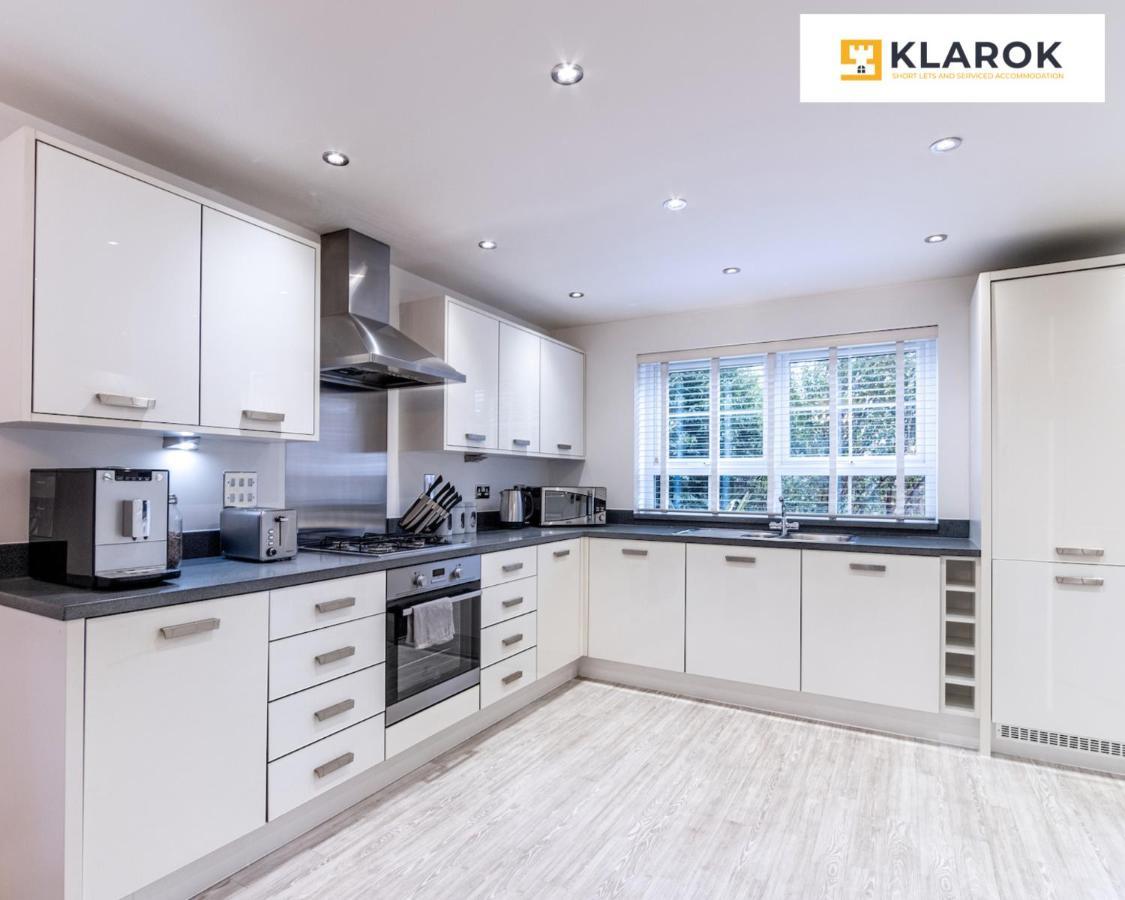 Klarok's Long-stay Lodge: 4-bed Retreat With Pool Table Peterborough