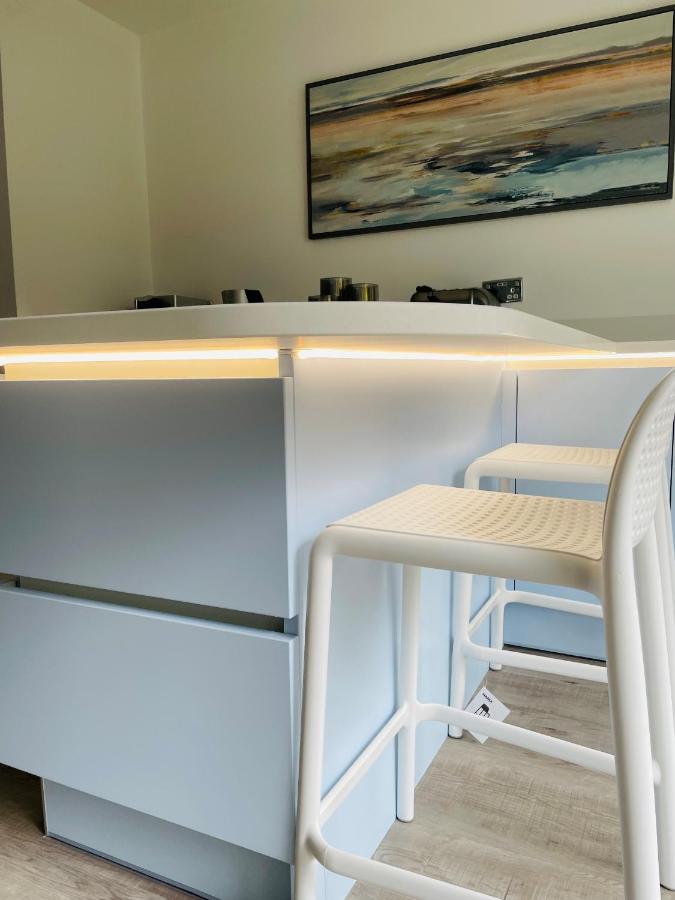 Homestay Peterborough, Hampton Vale Lakeside En-suite Large Double Bedroom With Great Modern Facilities Peterborough