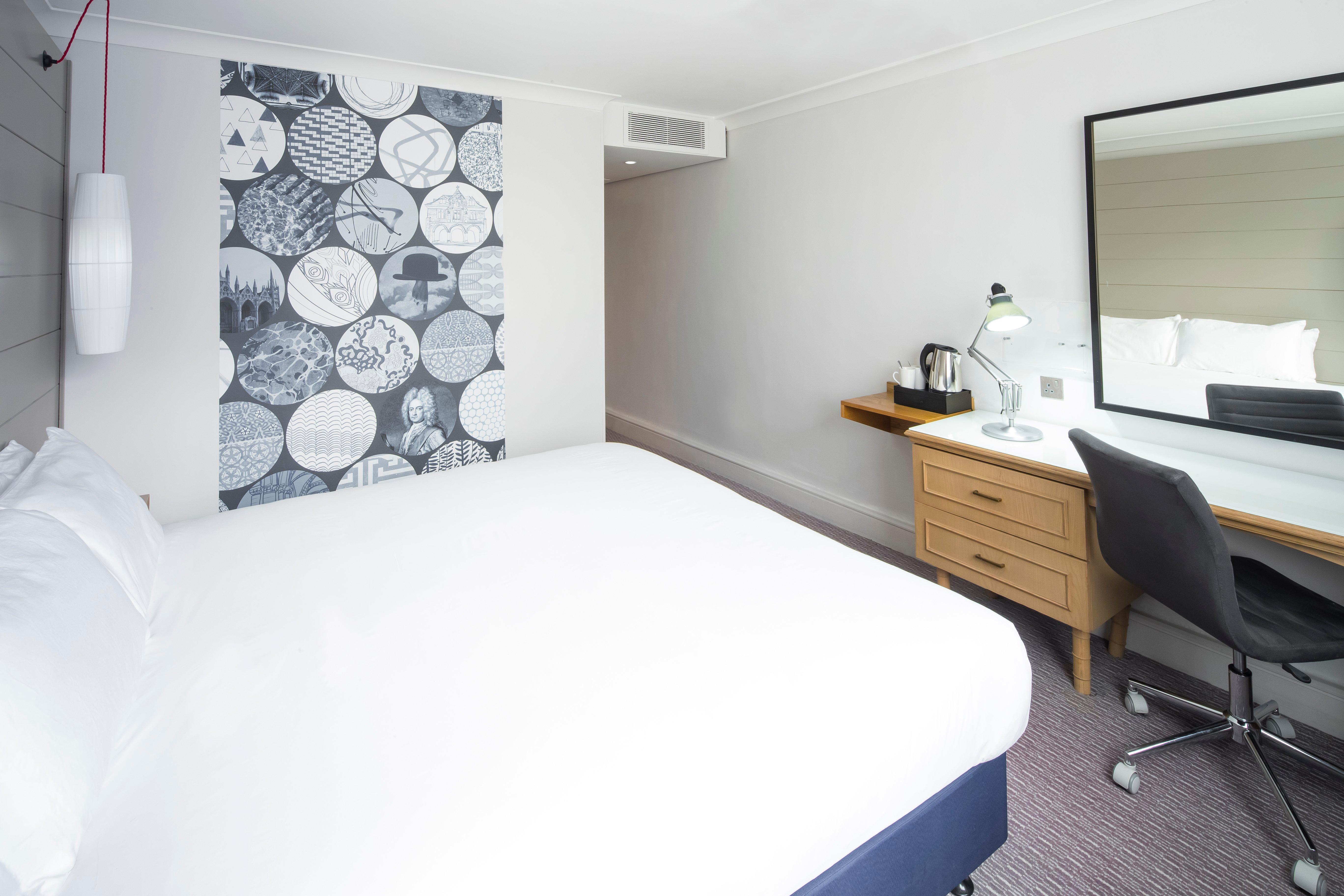 West By Ihg 4*