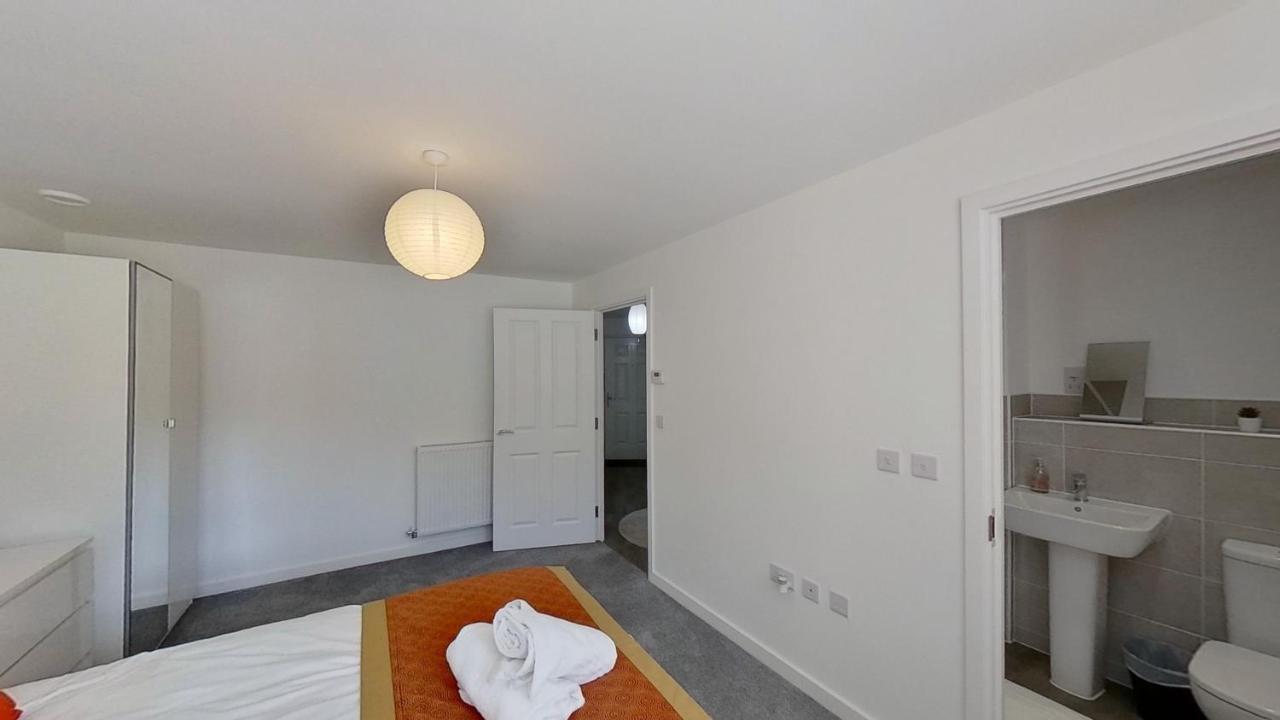 Berridge -luxurious 2 Bedroom Apartment Peterborough