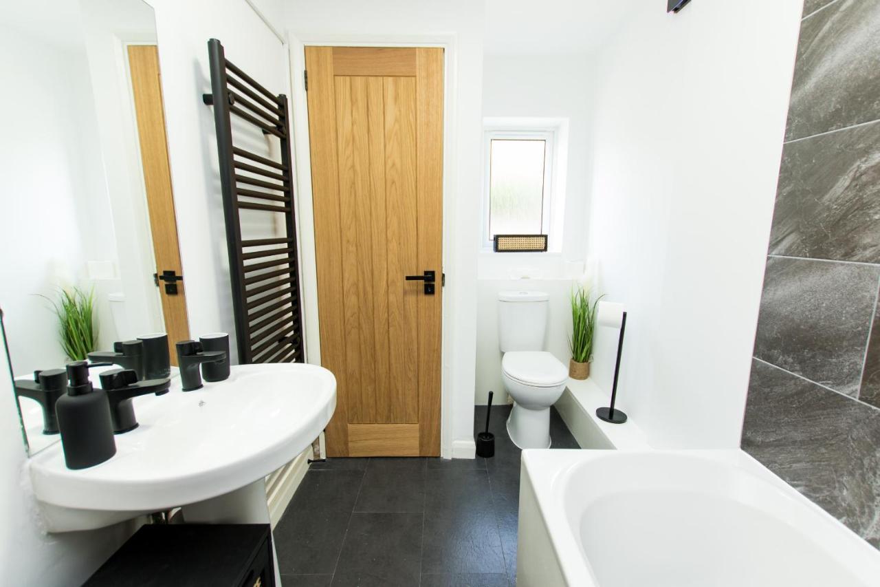 K - Flat 114 Fulbridge Road * Peterborough