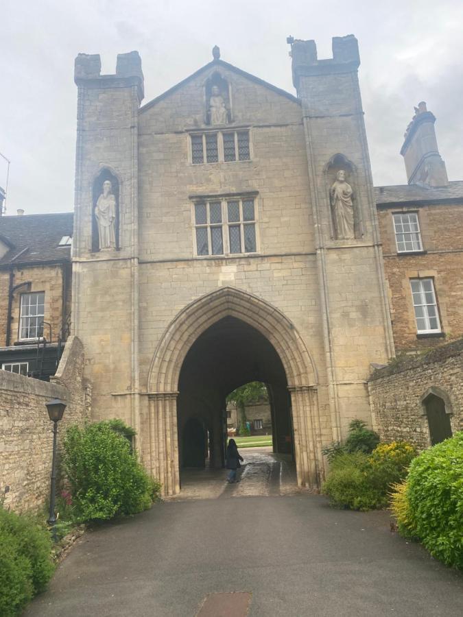 Center Near Healthcare Center One Bed With Free Private Parking Contractors Locum Staff Welcome Peterborough