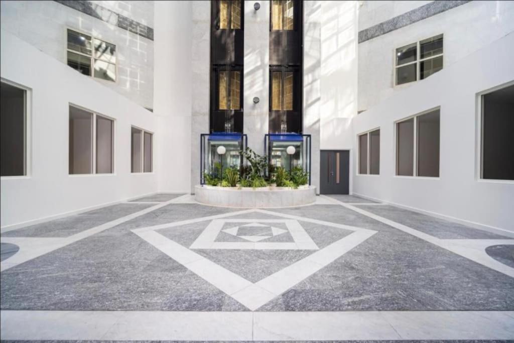 Apartment 107 Bayard Apartments- Ground Floor With Outdoor Garden Area