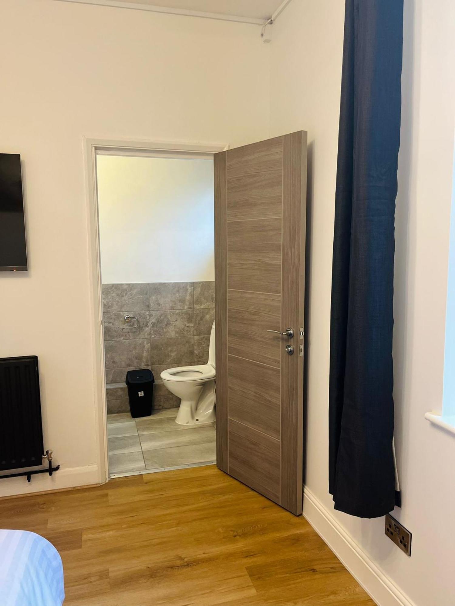 Perfect 1 Bed - With Parking, Wifi, Tv, Desk Apartment Peterborough