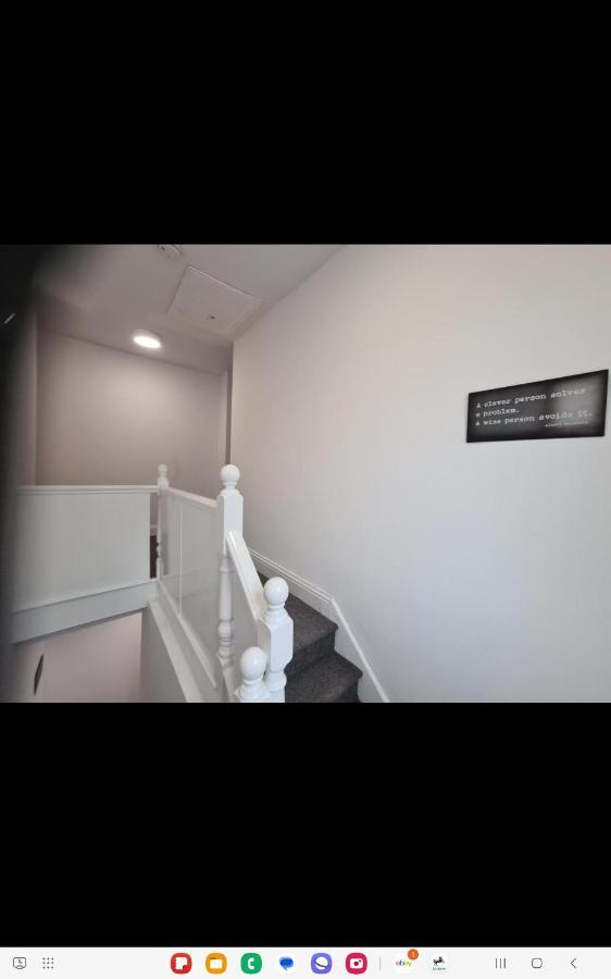 Centre Studio Apartment *