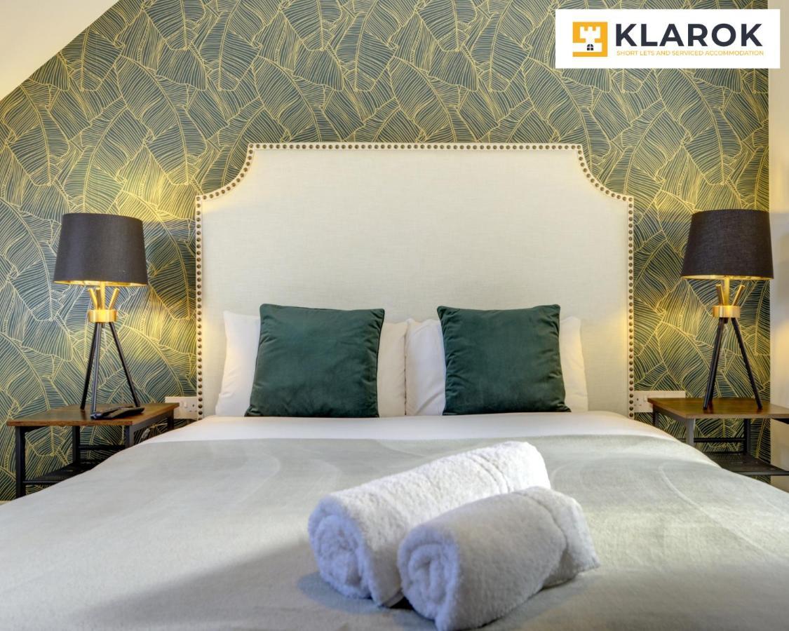 Holiday home Large 4 Bedroom Semi-detached House Sleeps 7 By Klarok Short Lets & Serviced Peterborough