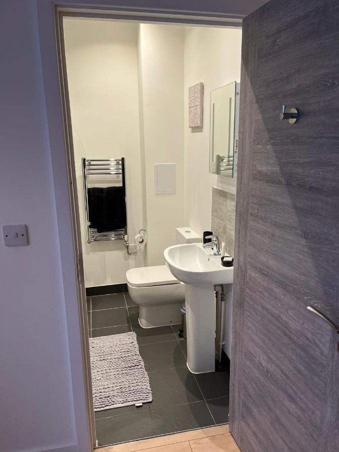 Apartment 107 Bayard Apartments- Ground Floor With Outdoor Garden Area Peterborough