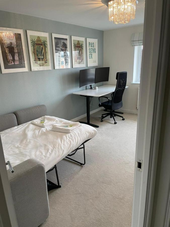 The Townhouse @thorpe Road * Peterborough