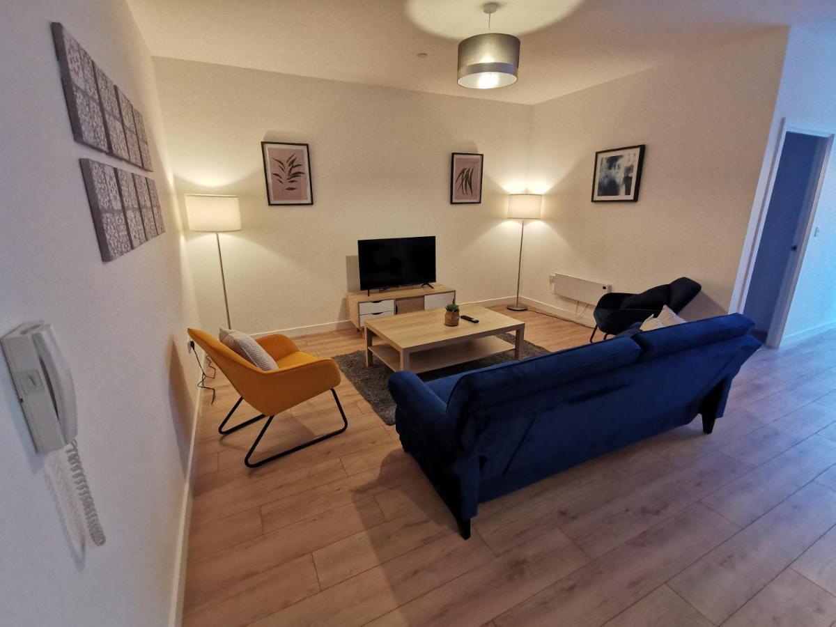 107 Bayard Apartments- Ground Floor With Outdoor Garden Area * Peterborough