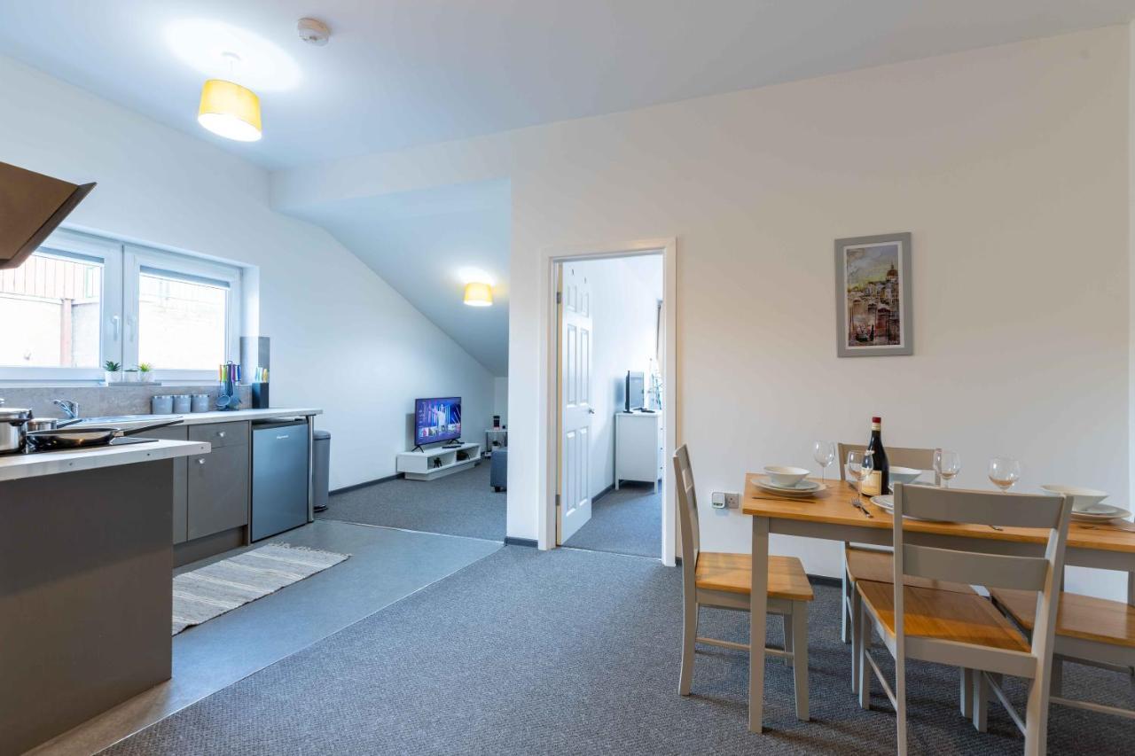 The Eldern - Spacious, Netflix, Free Parking, Close To A1 Apartment Peterborough