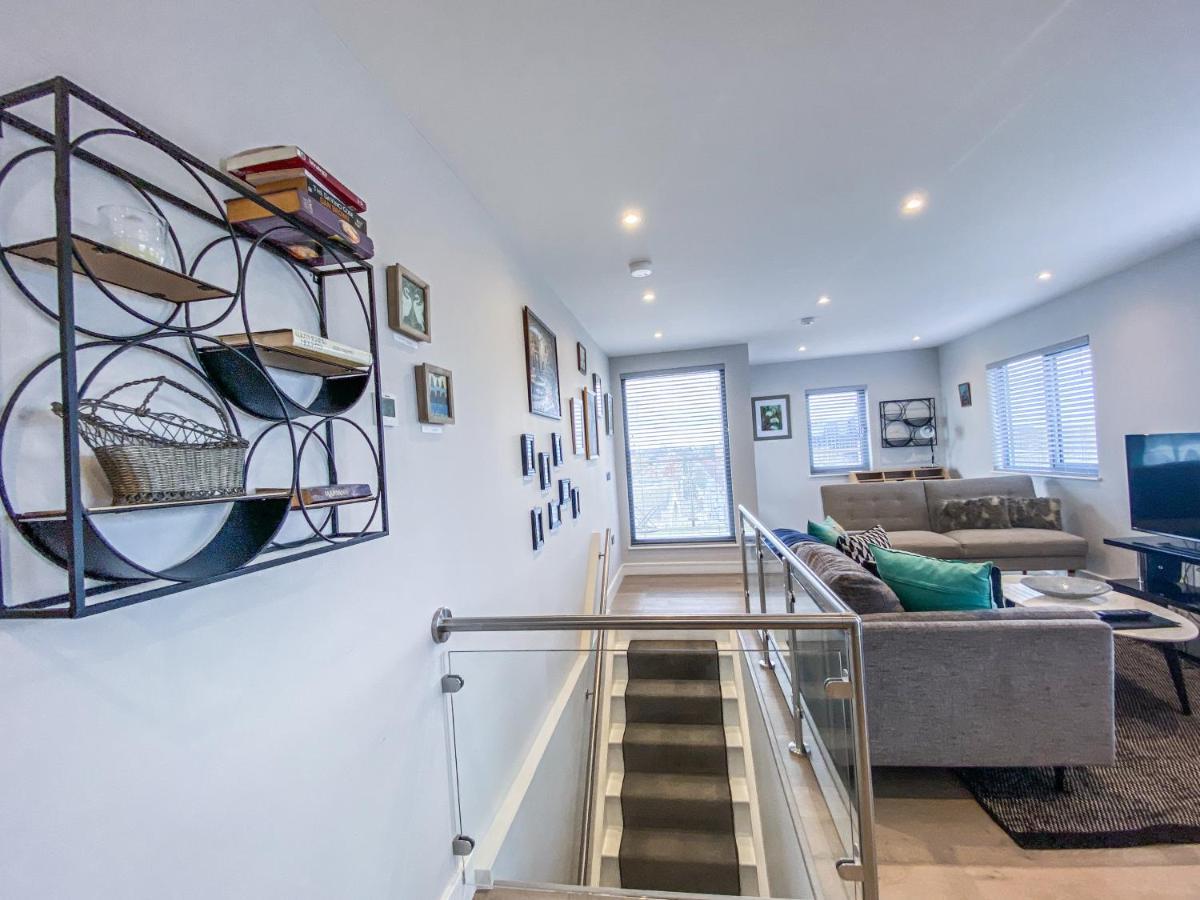 Geneva House By Elegance Living * Peterborough