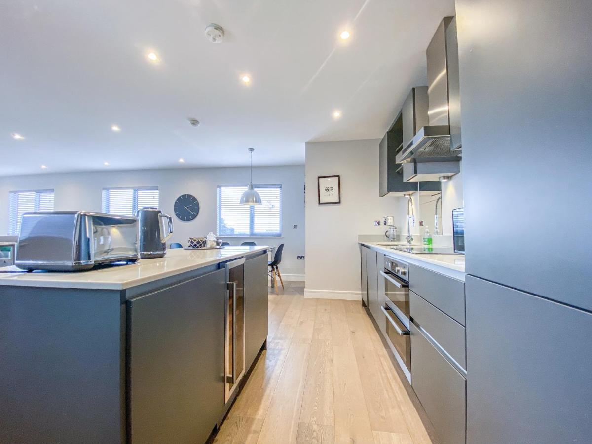 Geneva House By Elegance Living Peterborough