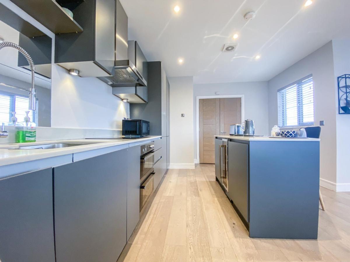 Geneva House By Elegance Living Apartment *