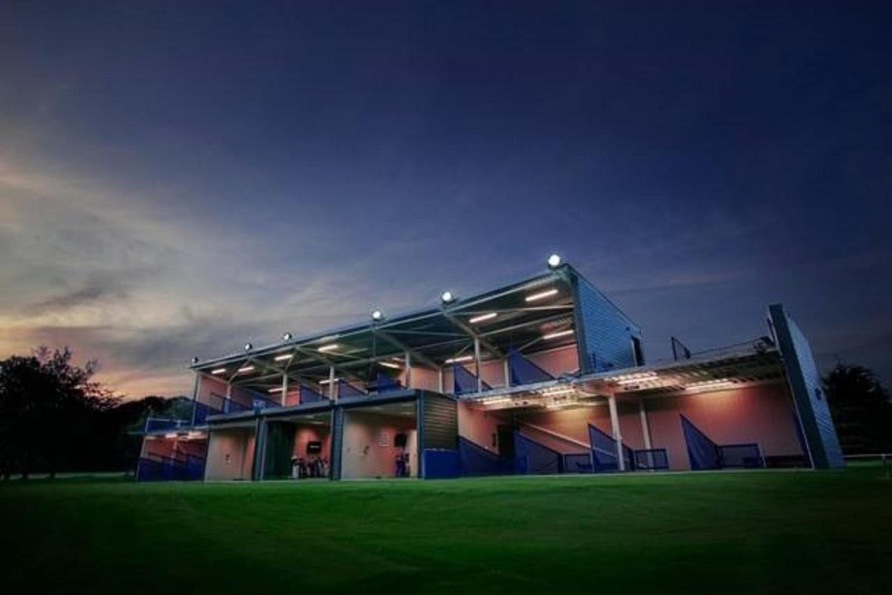 Hotel West By Ihg
