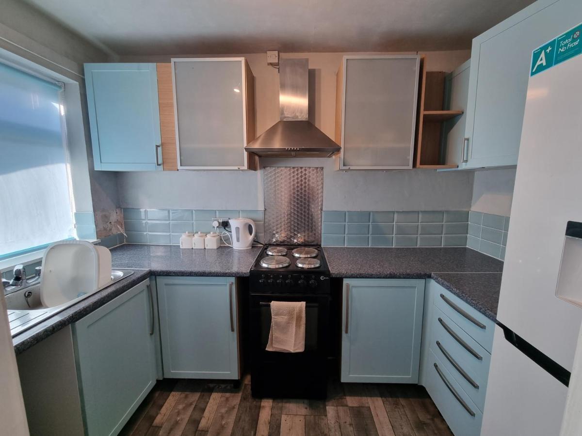 Studio For Young Professionals Needing To In Peterborough