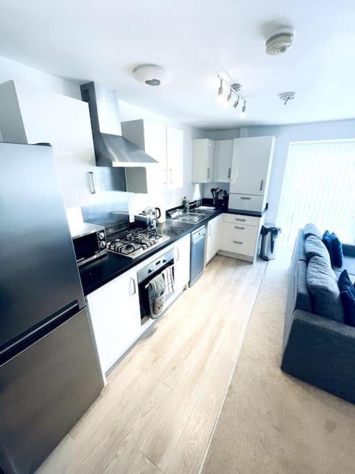 Apartment 1 Bedroom Flat In Centre