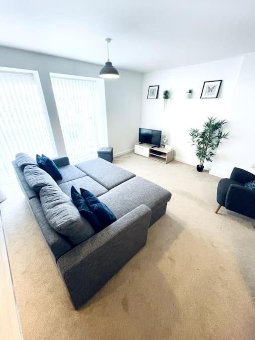 Apartment 1 Bedroom Flat In Centre *