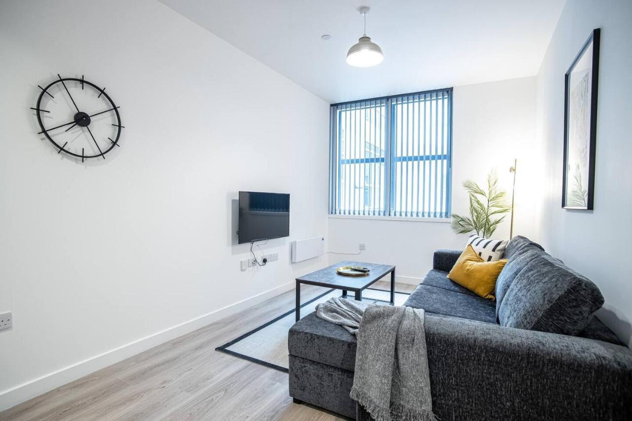 Bayard - 2 Bed Contractors Welcome Apartment *