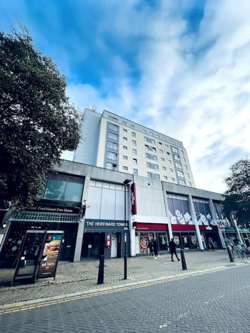 1 Bedroom Flat In Centre Apartment Peterborough