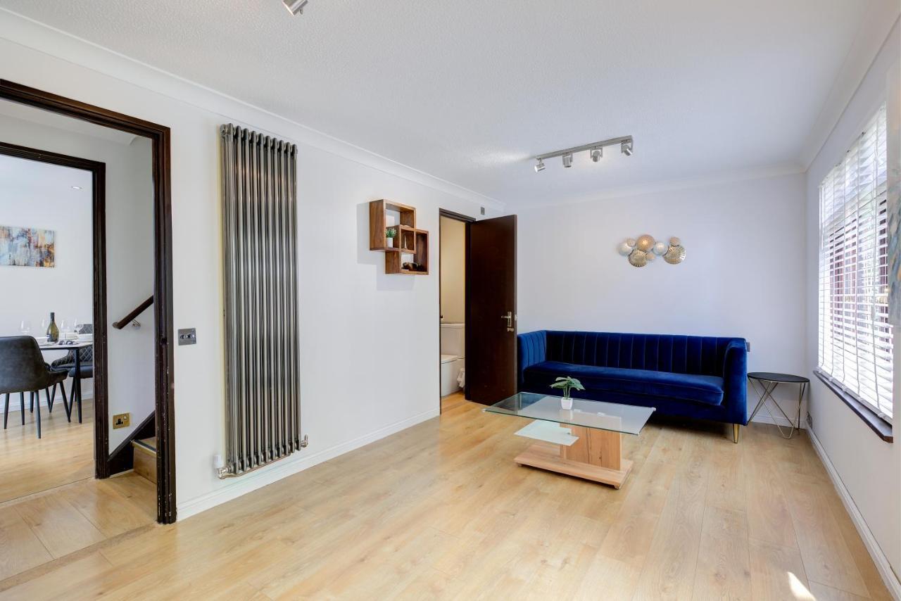Great Location Free Parking Contractor Leisure Apartment Peterborough