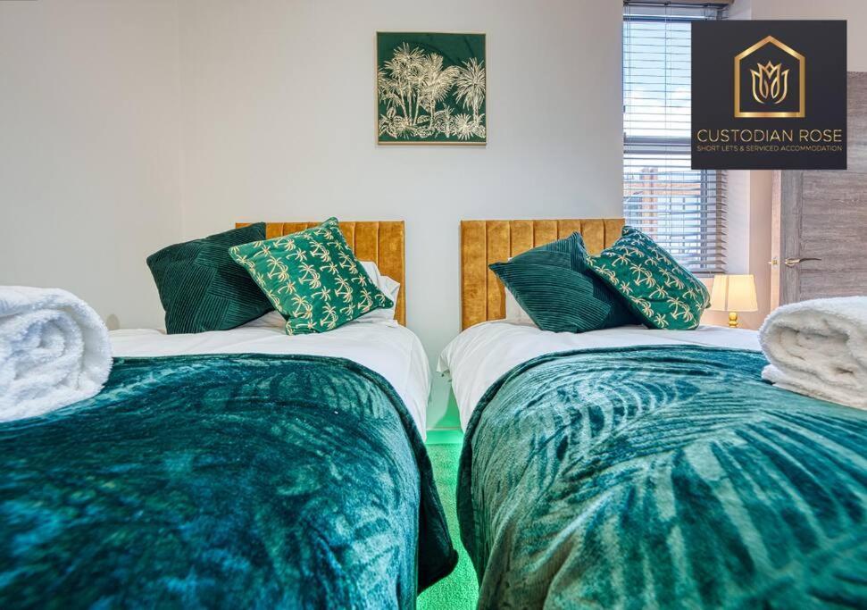 Two Bedroom - - New Year Discount Apartment