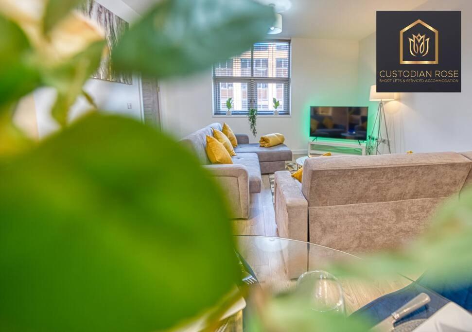 Two Bedroom - - New Year Discount *