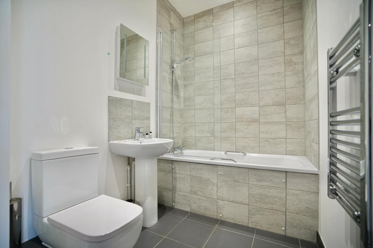 Large Balcony With City View By Dh * Peterborough