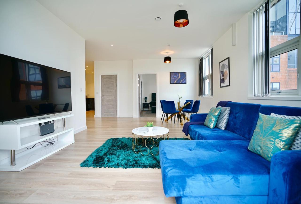 Apartment Large Balcony With City View By Dh Peterborough